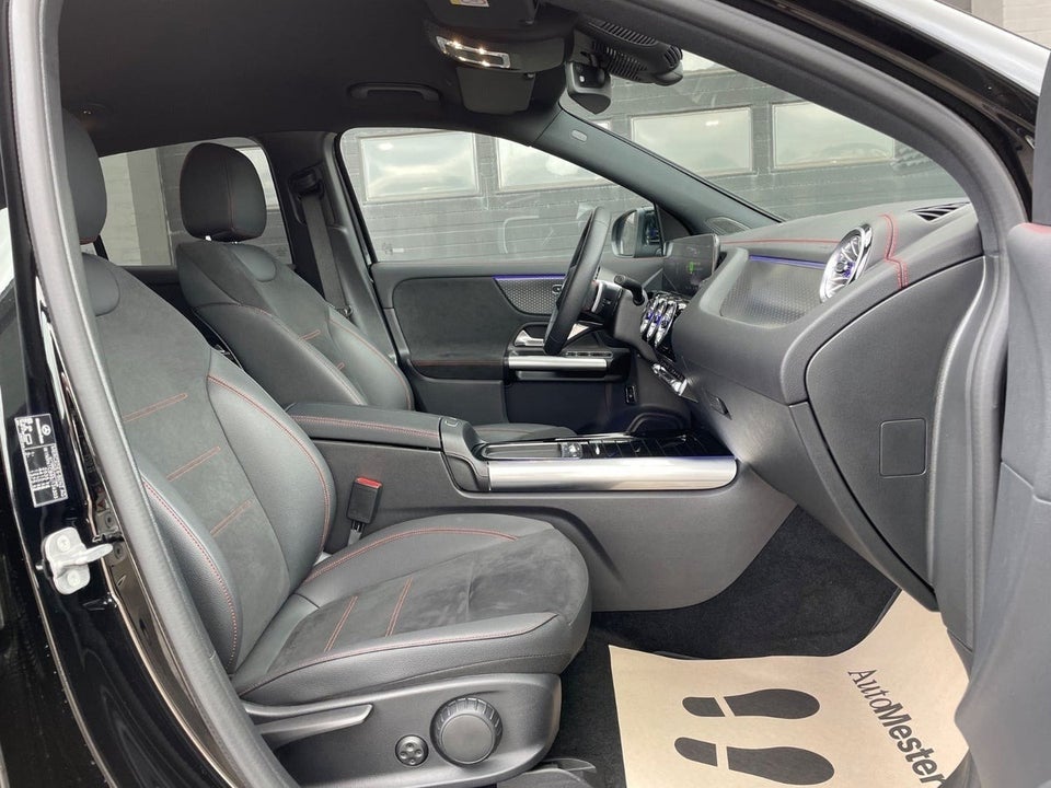 Mercedes EQA350 AMG Line 4Matic 5d