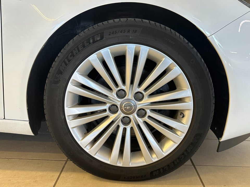 Opel Insignia 2,0 CDTi 160 Cosmo Sports Tourer 5d