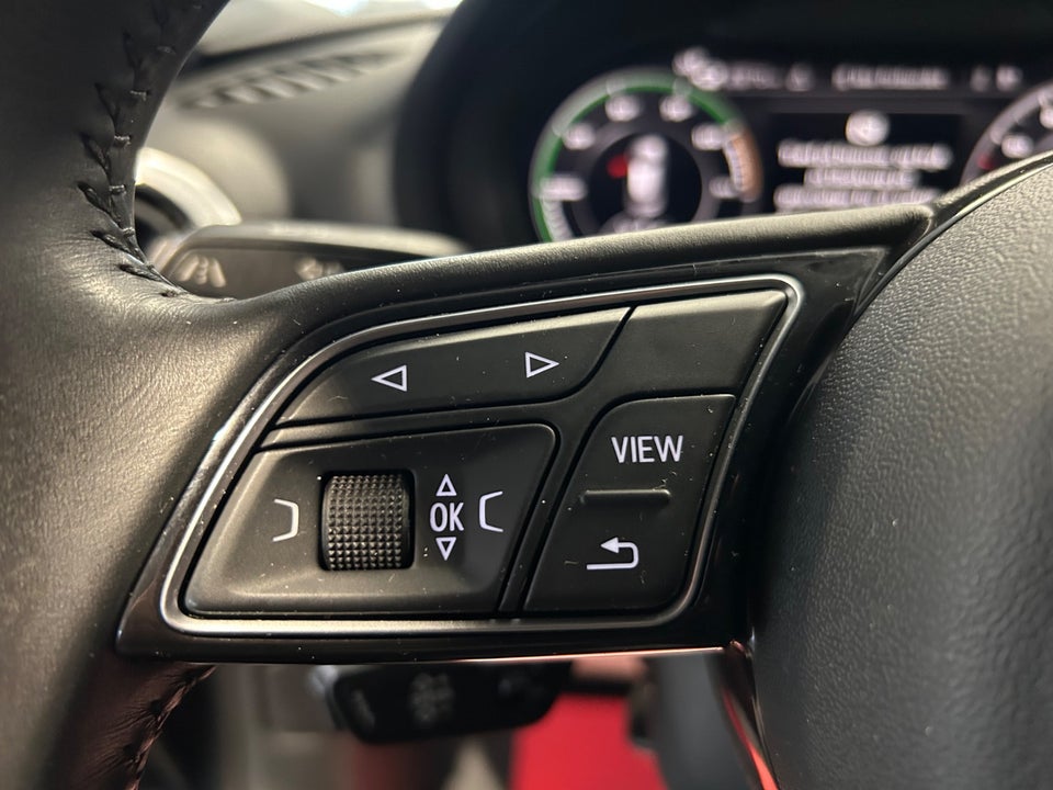 Audi A3 40 TFSi e Sportback S-tr. 5d