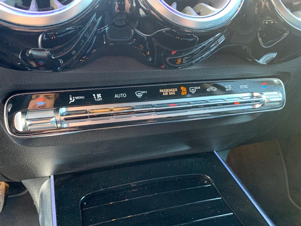 Mercedes GLB200 1,3 Progressive aut. 5d