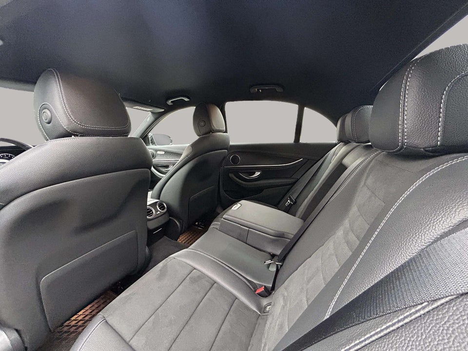 Mercedes E300 e 2,0 AMG Line aut. 4d