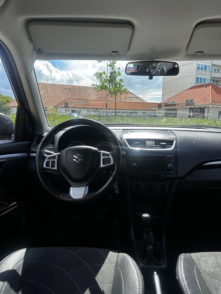 Suzuki Swift 1,2 Dualjet Style 5d