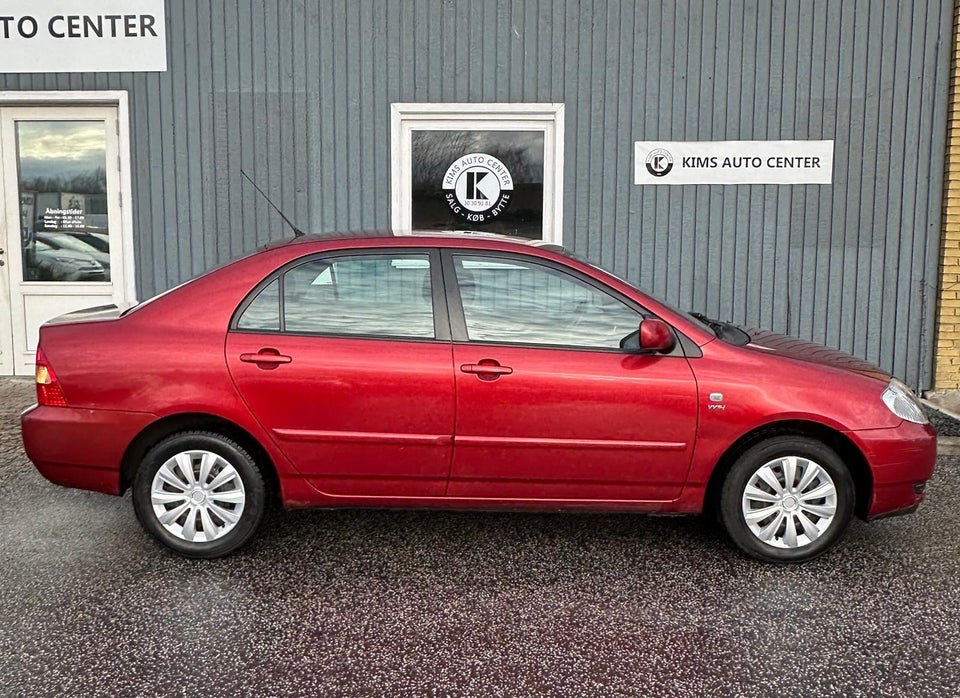 Toyota Corolla 1,6 Terra aut. 5d