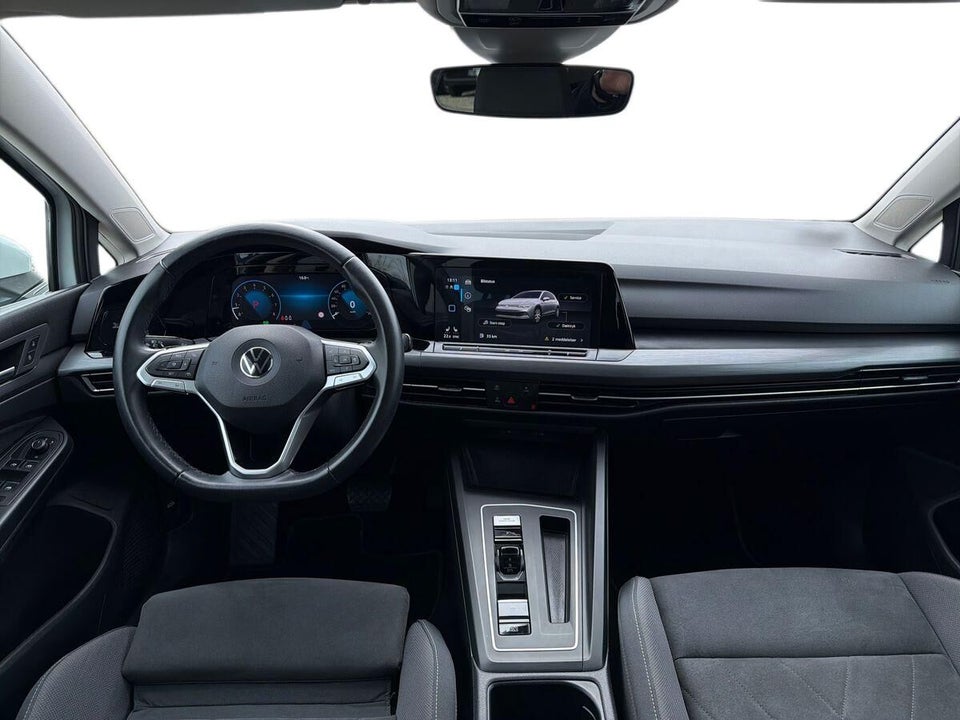 VW Golf VIII 1,5 eTSi 150 Style DSG 5d