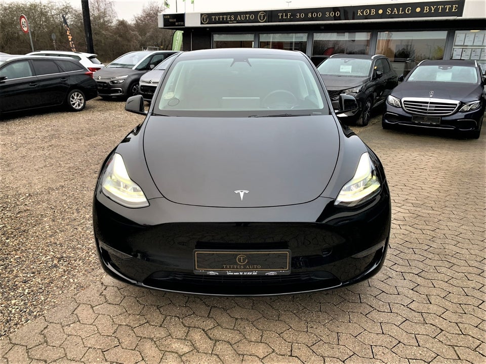 Tesla Model Y Long Range AWD 5d