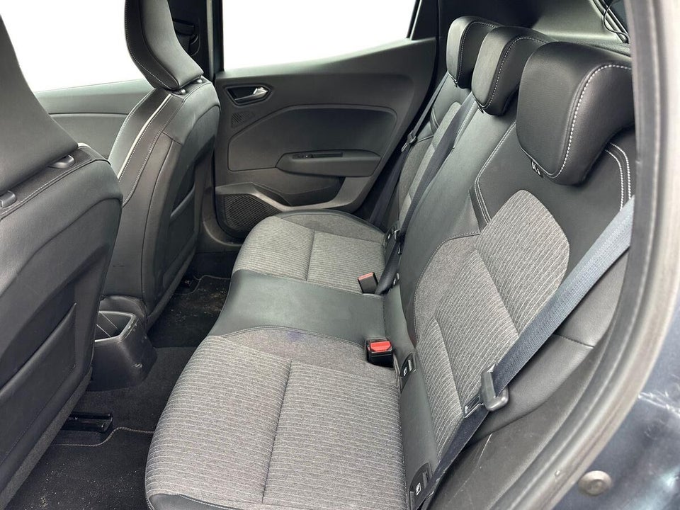 Renault Clio V 1,0 TCe 90 Intens 5d