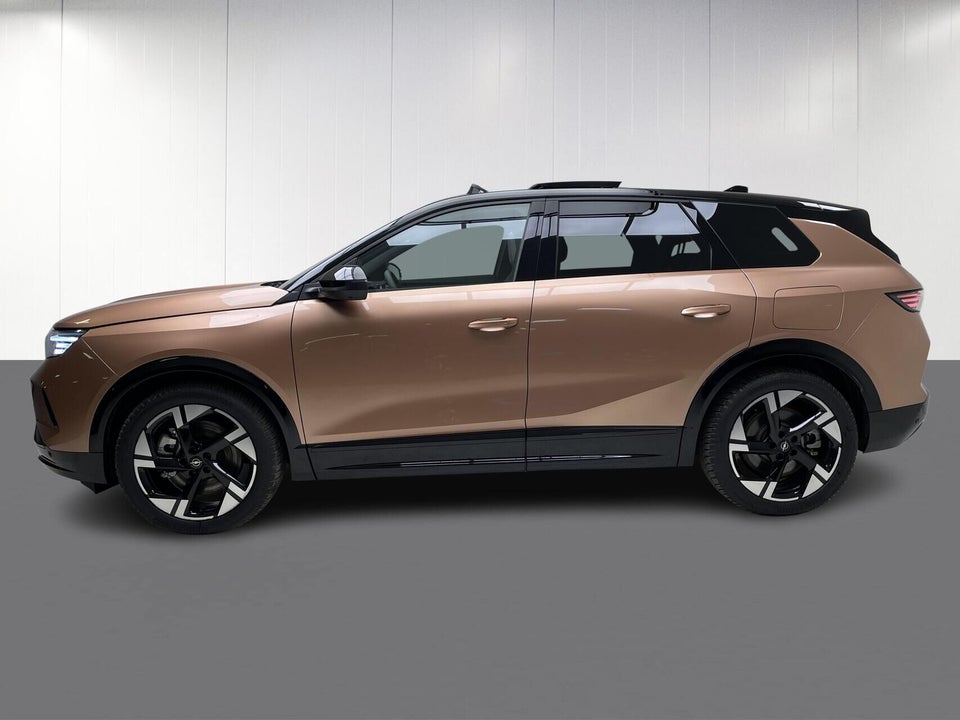 Opel Grandland-e 73 GS Sky 5d