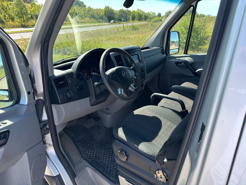 Mercedes Sprinter 319 3,0 CDi R2 Kassevogn aut. 5d
