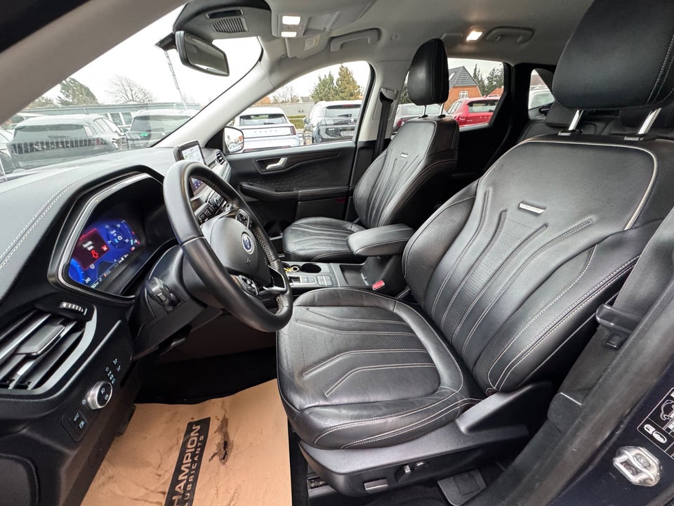 Ford Kuga 2,5 PHEV Vignale CVT 5d