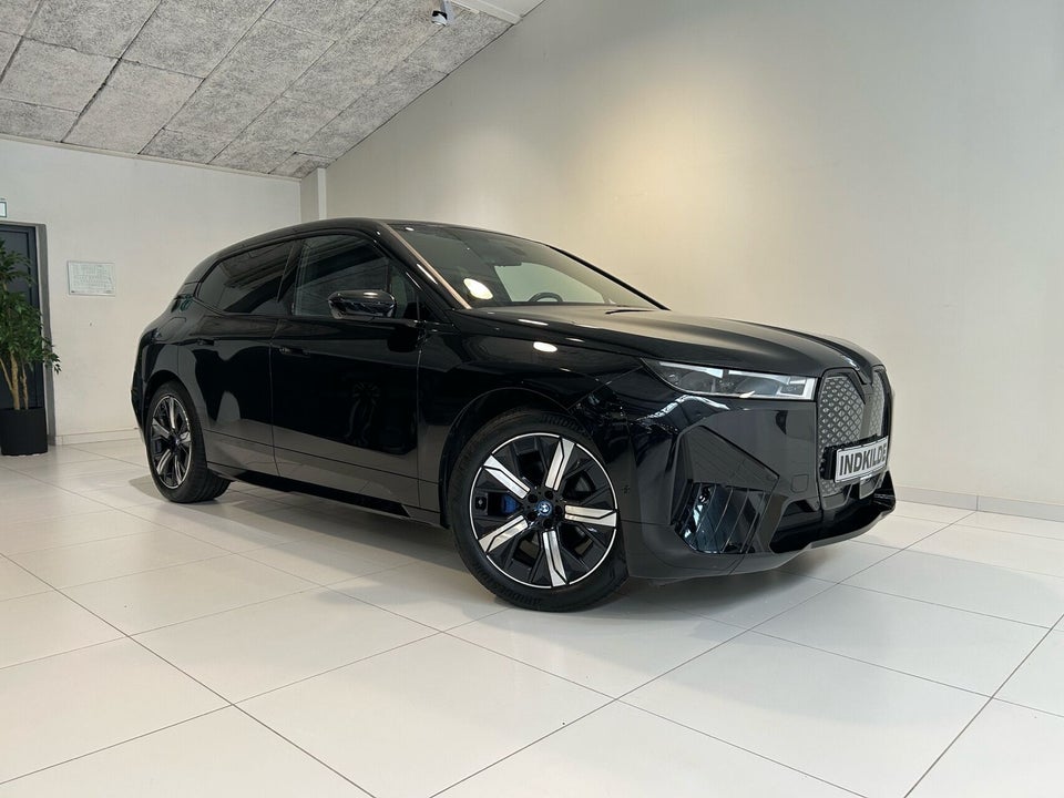 BMW iX xDrive50 Supercharged 5d