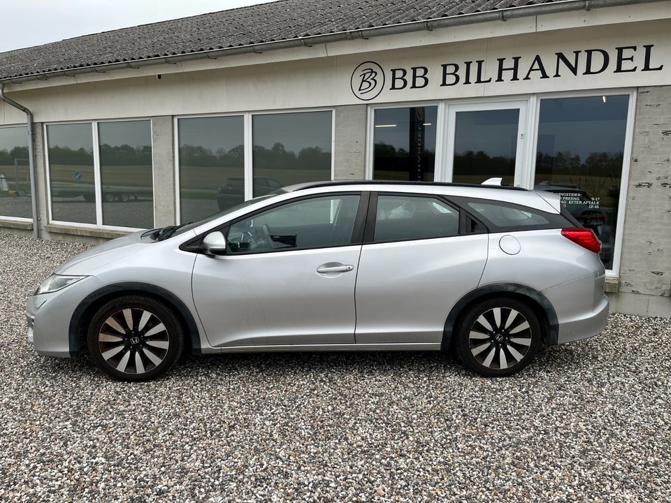 Honda Civic 1,6 i-DTEC Elegance Tourer 5d