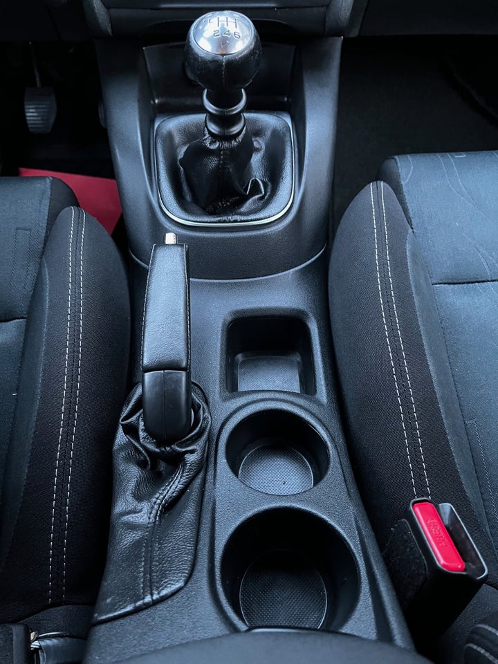 Citroën C4 1,6 e-HDi 112 Seduction 5d