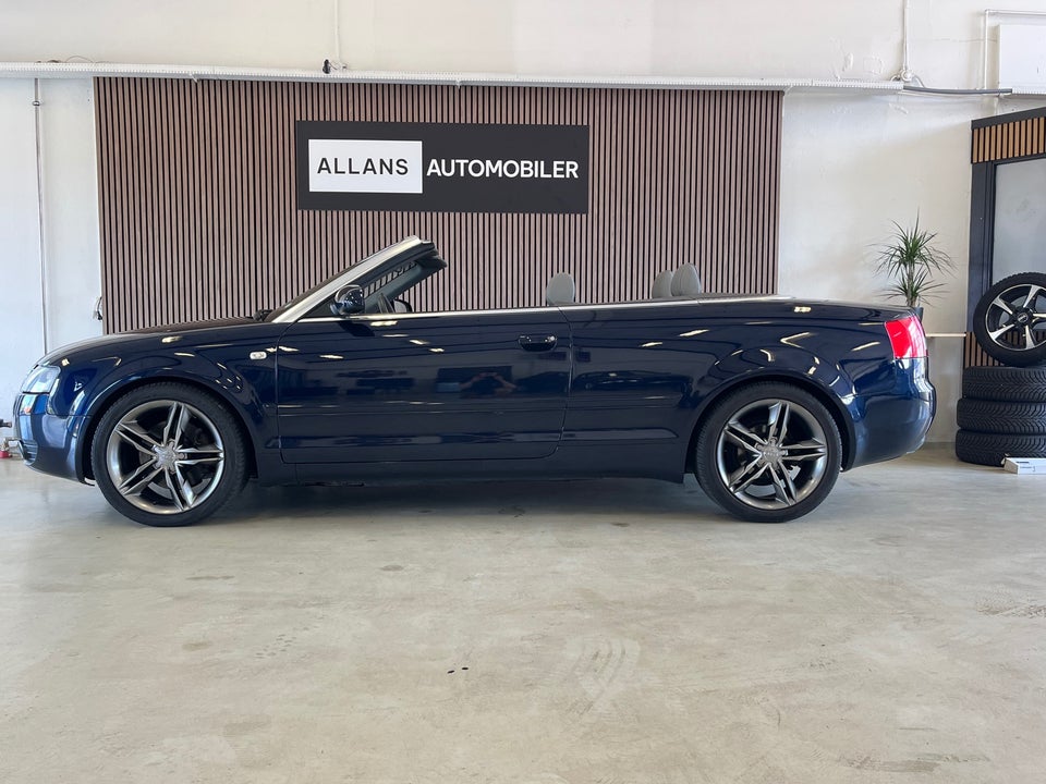 Audi A4 2,4 V6 Cabriolet Multitr. 2d