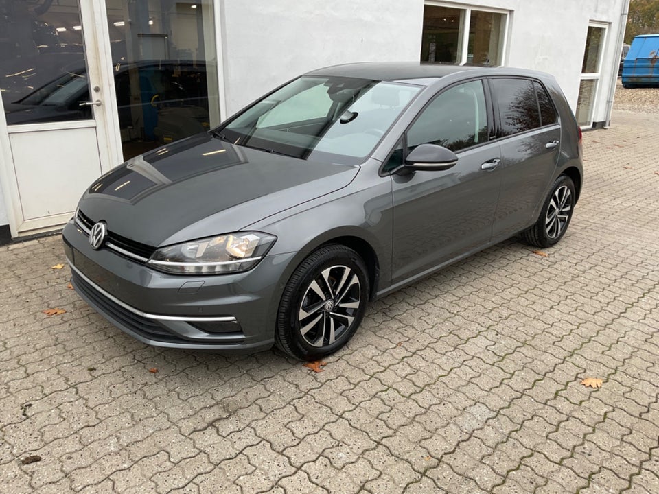 VW Golf VII 1,6 TDi 115 IQ.Drive DSG 5d