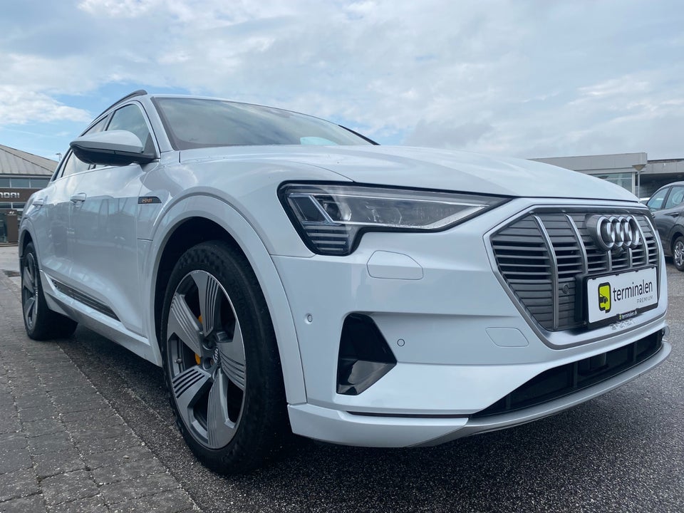 Audi e-tron 55 Advanced quattro 5d