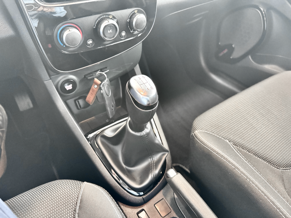 Renault Clio IV 1,5 dCi 90 Zen Sport Tourer 5d