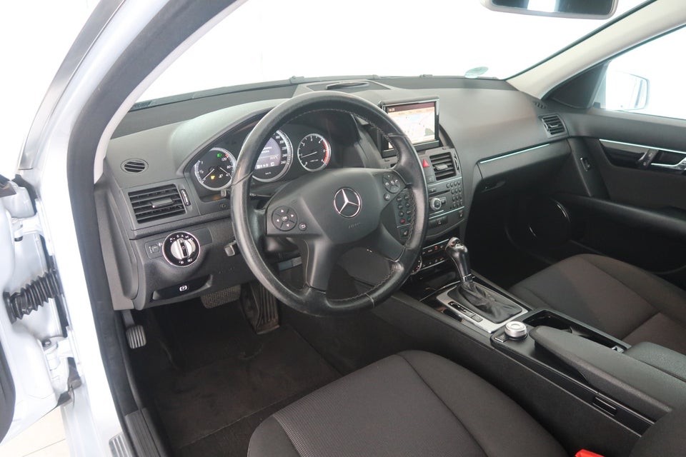 Mercedes C200 2,2 CDi Classic stc. aut. BE 5d