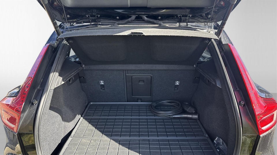 Volvo XC40 P6 ReCharge Core 5d