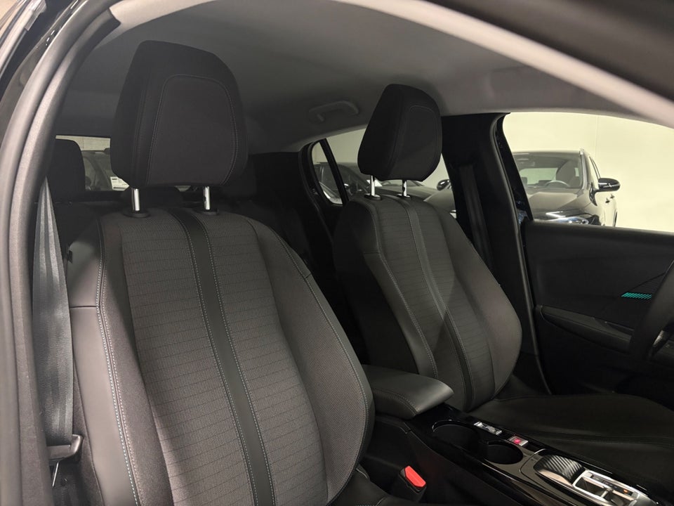 Peugeot e-208 50 Allure 5d