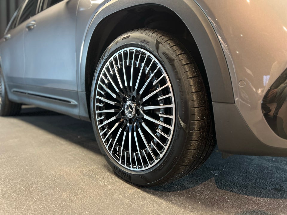 Mercedes EQB250+ AMG Line 5d