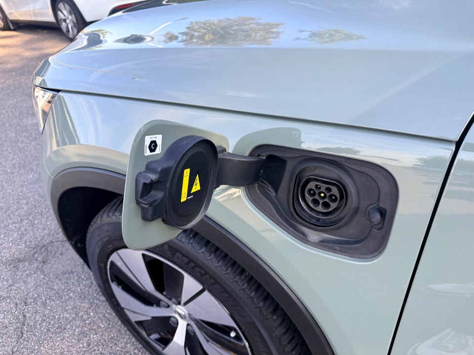 Volvo XC40 1,5 T4 Recharge Core aut. 5d
