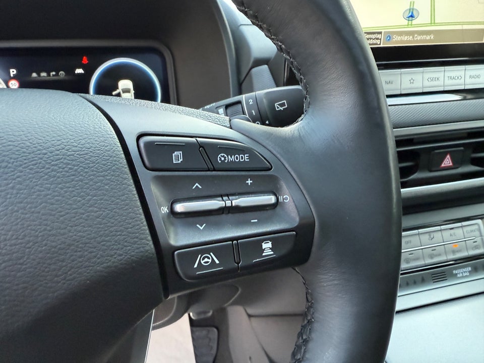 Hyundai Kona 64 EV Ultimate 5d