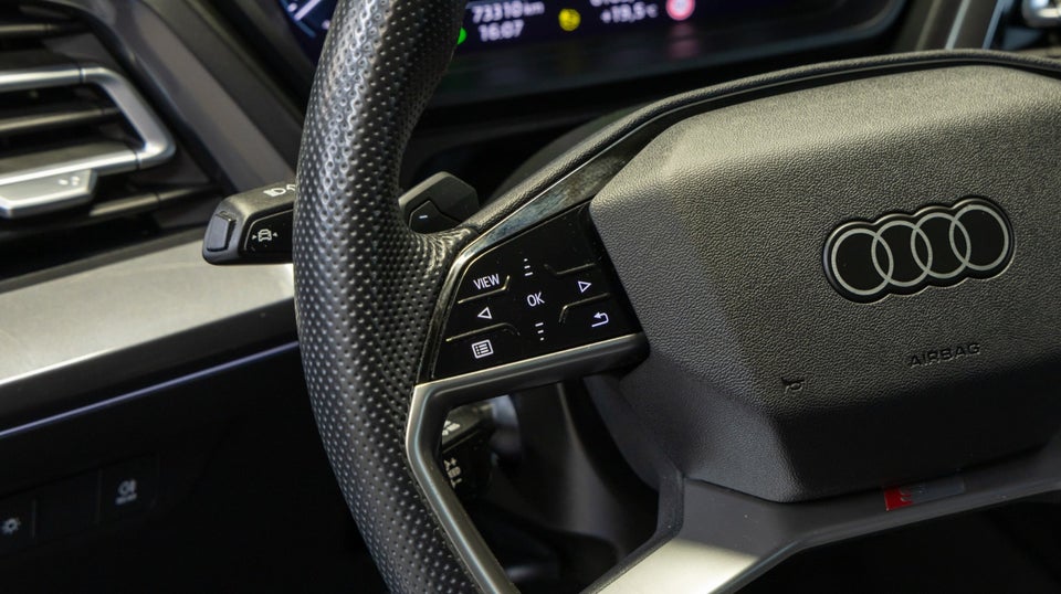 Audi Q4 e-tron 40 S-line 5d