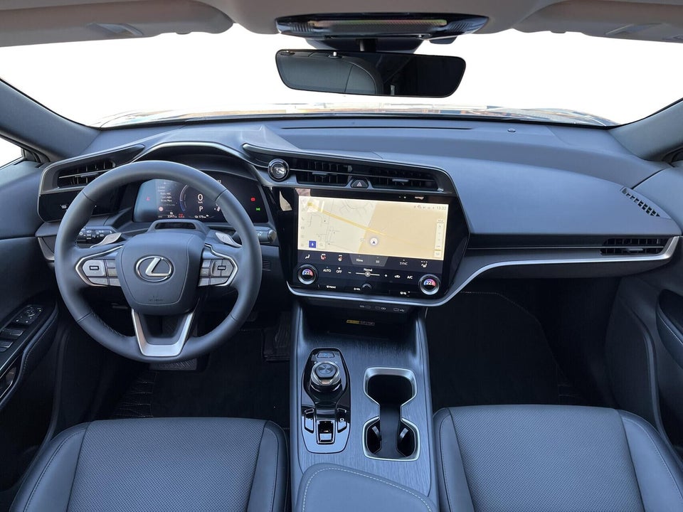 Lexus RZ300e Executive 5d