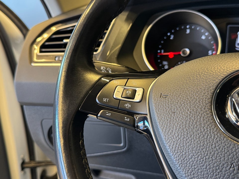 VW Tiguan 2,0 TDi 150 Comfortline DSG Van 5d