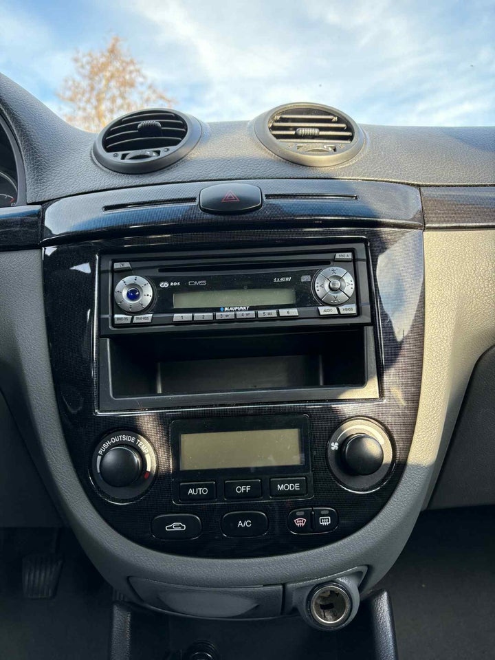 Chevrolet Nubira 1,6 Classic stc. 5d