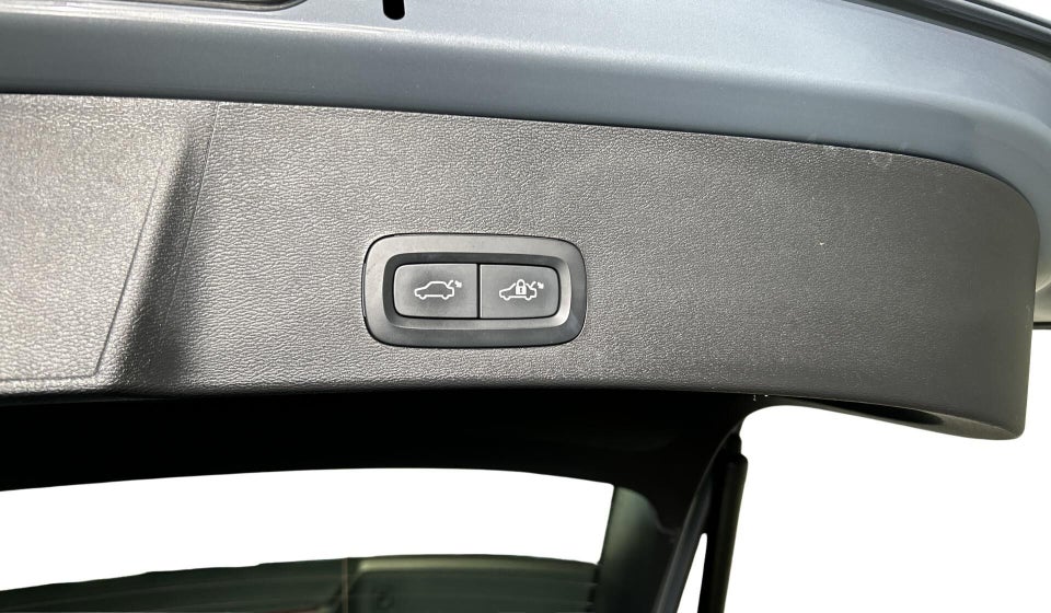 Volvo XC40 P6 ReCharge Ultimate 5d