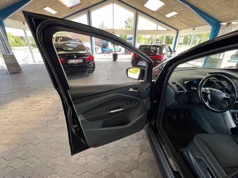 Ford C-MAX 1,0 SCTi 100 Titanium 5d