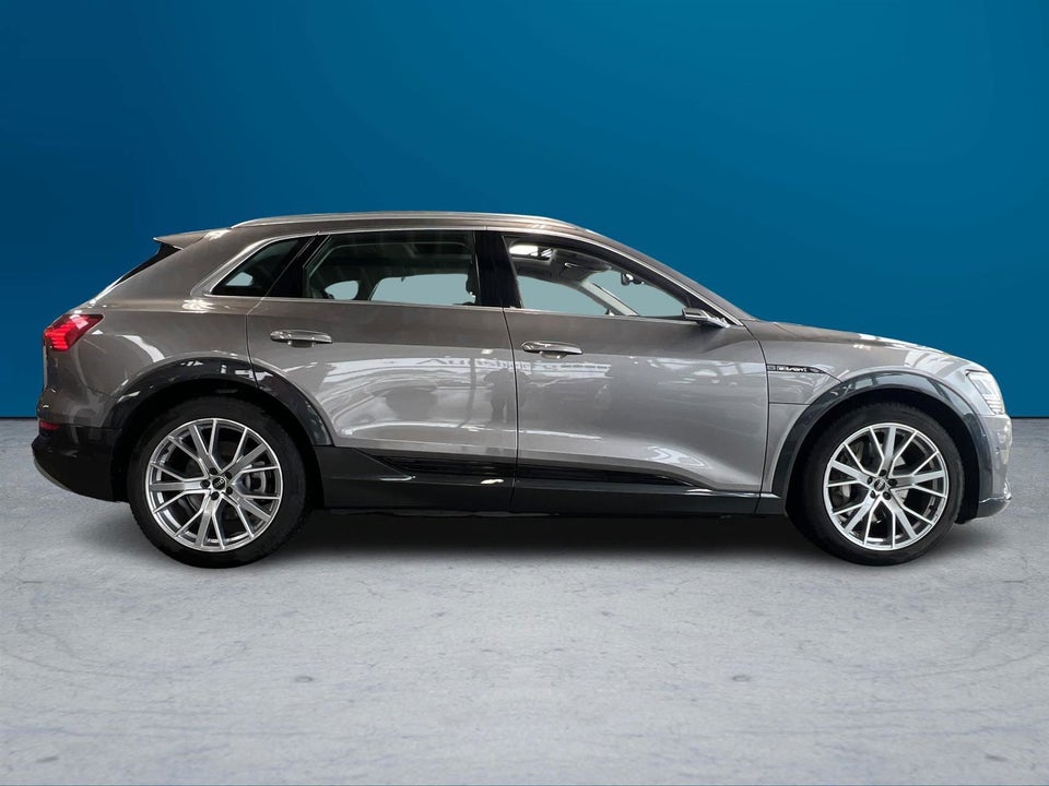 Audi e-tron 55 Advanced quattro 5d