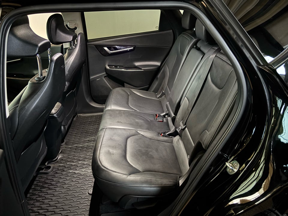 Kia EV6 77 Long Range Upgrade 5d