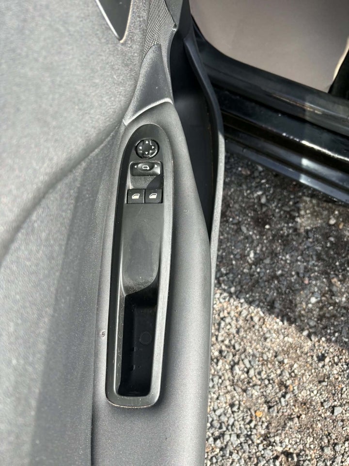 Citroën C4 1,6 HDi 92 Comfort 5d