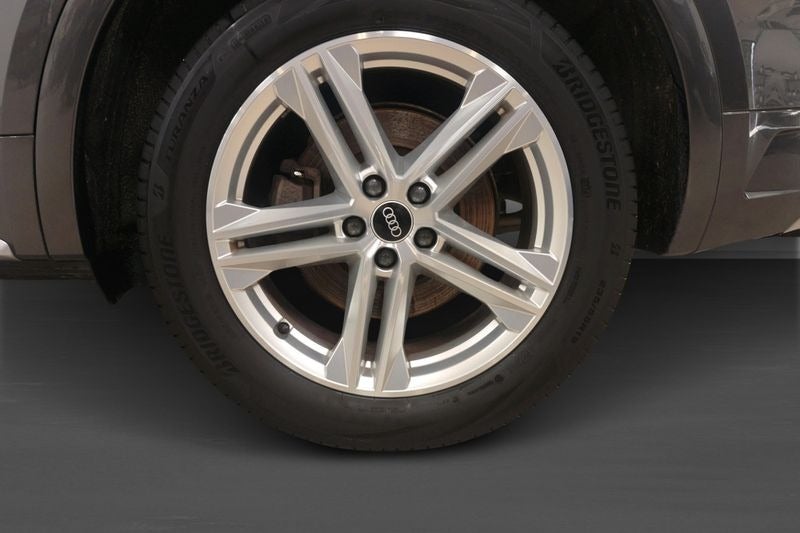 Audi Q5 50 TFSi e S-line quattro S-tr. 5d