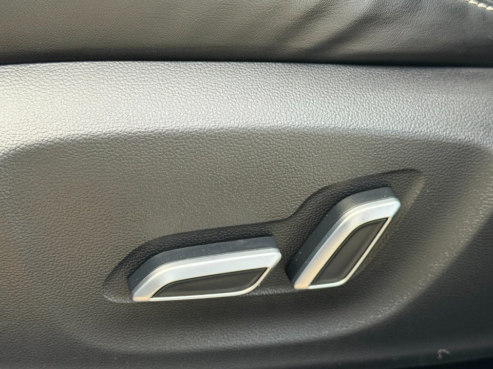 MG Marvel R Luxury 5d