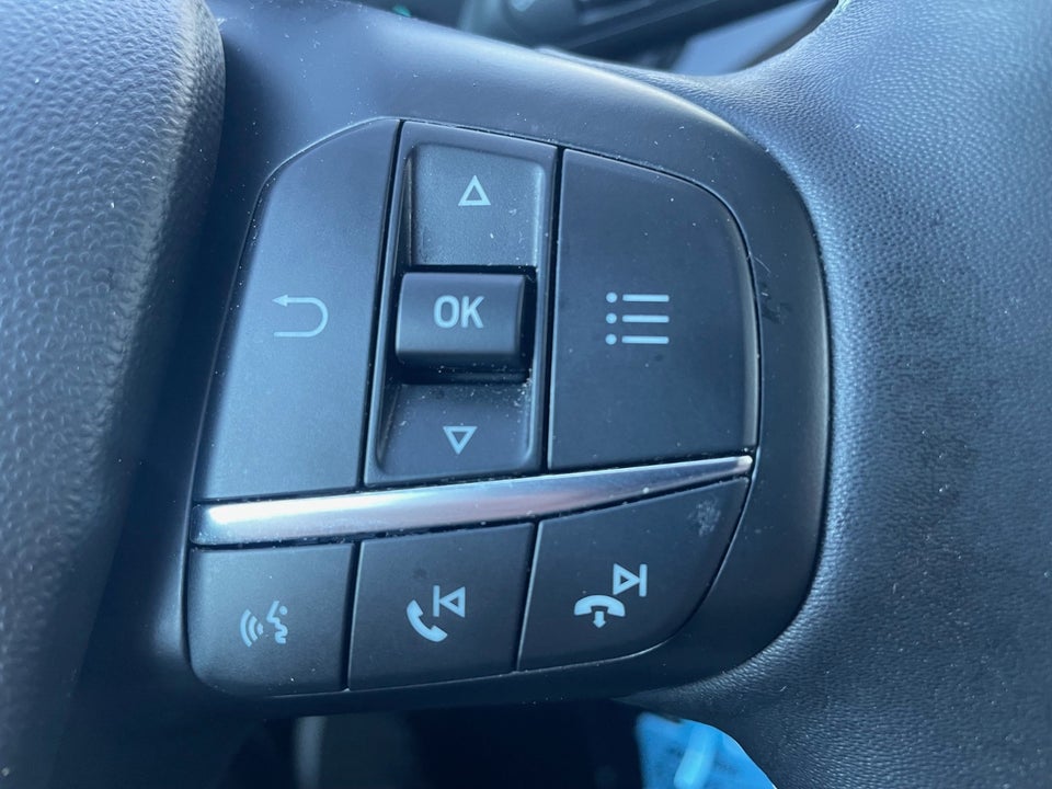 Ford Fiesta 1,0 EcoBoost mHEV Titanium X 5d