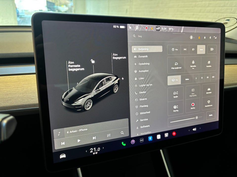 Tesla Model 3 Standard Range+ RWD 4d