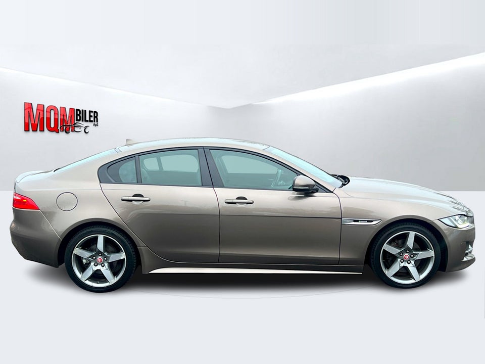 Jaguar XE 2,0 D180 R-Sport aut. 4d