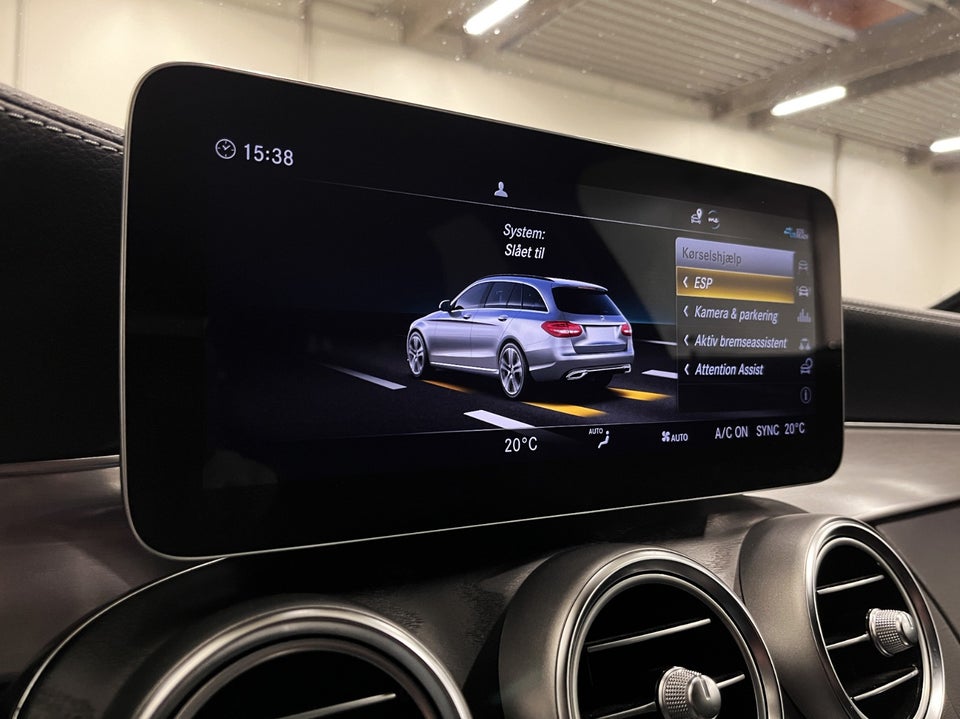 Mercedes C220 d 2,0 AMG Line Night Edition stc. aut. 5d