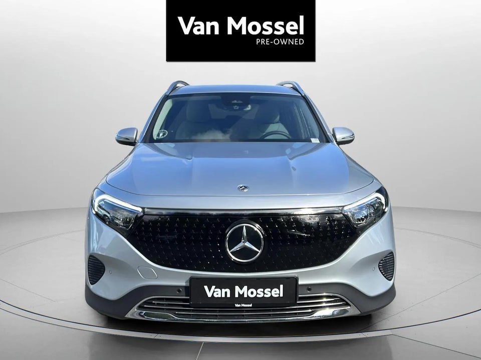 Mercedes EQB300 Progressive 4Matic Van 5d