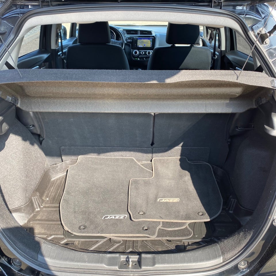 Honda Jazz 1,5 i-VTEC Dynamic 5d