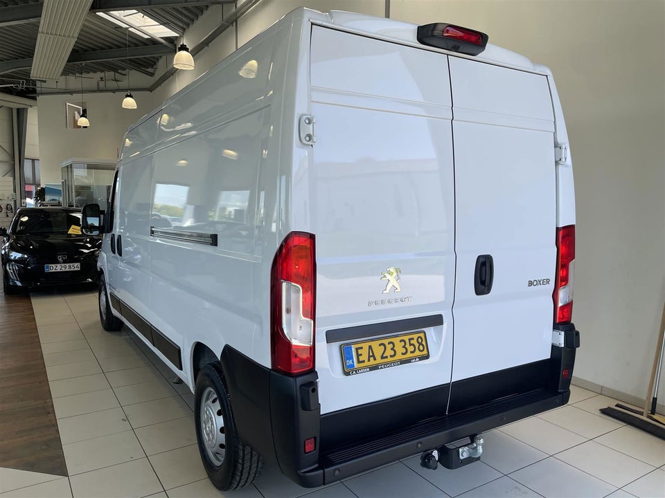 Peugeot Boxer 435 2,2 BlueHDi 165 L3H2 Premium