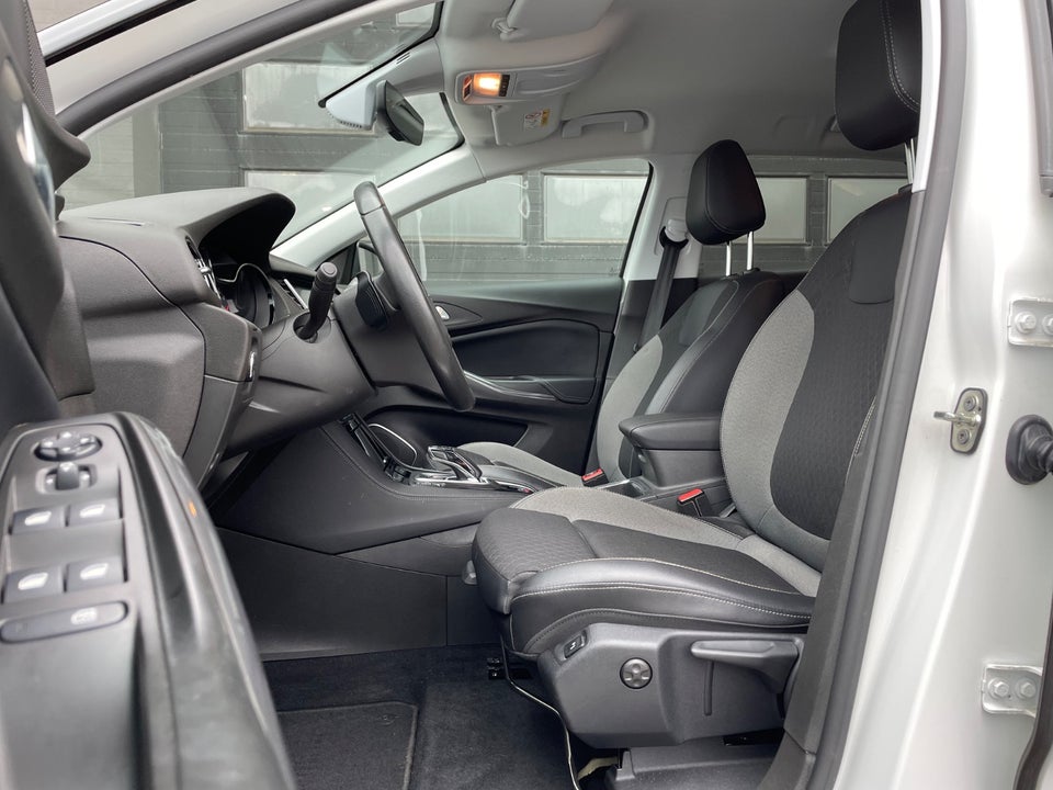 Opel Grandland X 1,6 Hybrid4 Ultimate aut. 5d