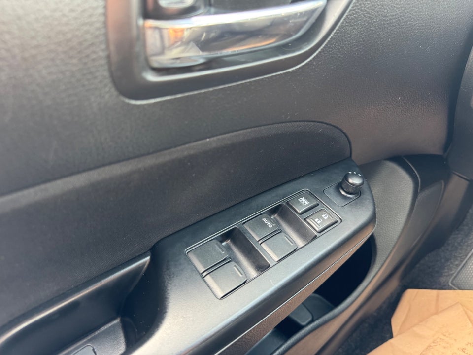 Suzuki Swift 1,2 Dualjet Action 5d