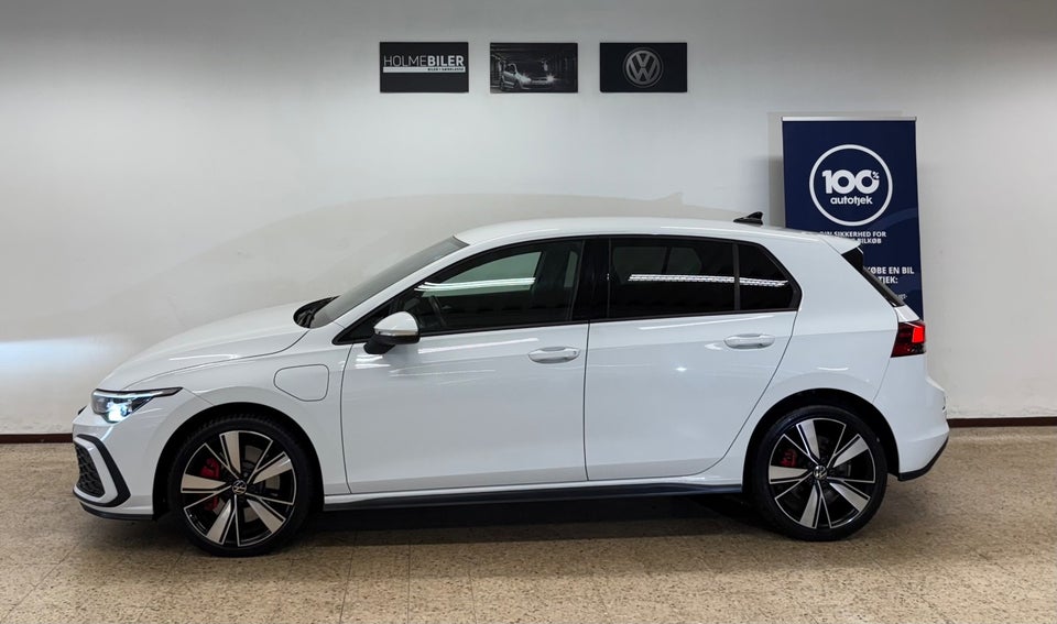 VW Golf VIII 1,4 GTE DSG 5d