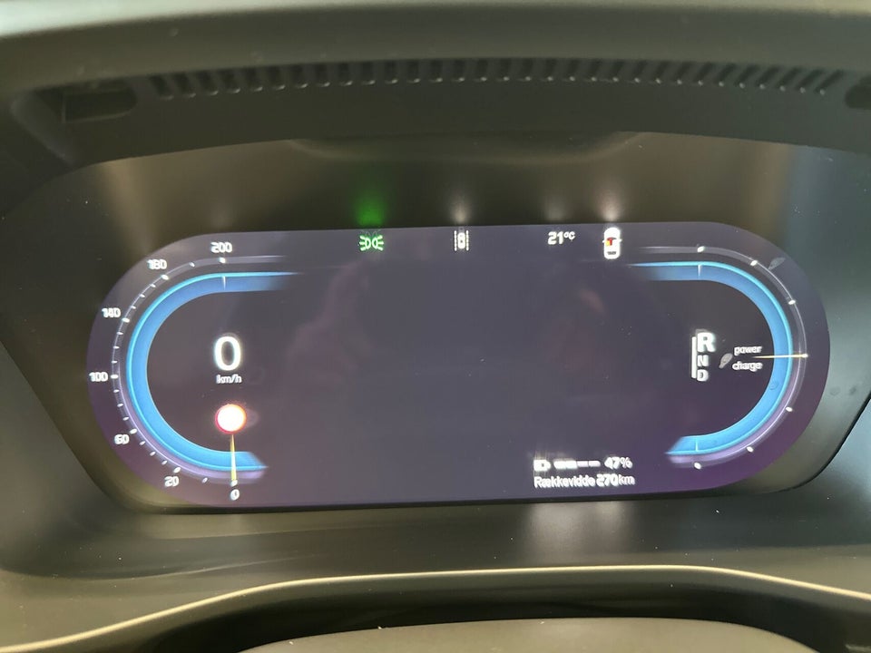Volvo XC40 ReCharge Extended Range Core 5d