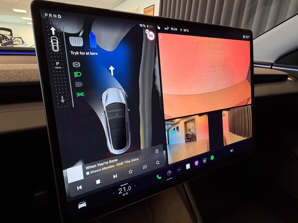 Tesla Model 3 RWD 4d
