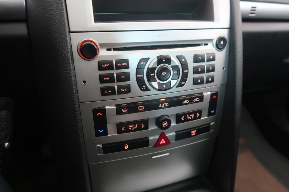 Peugeot 407 2,2 Perfection SW 5d